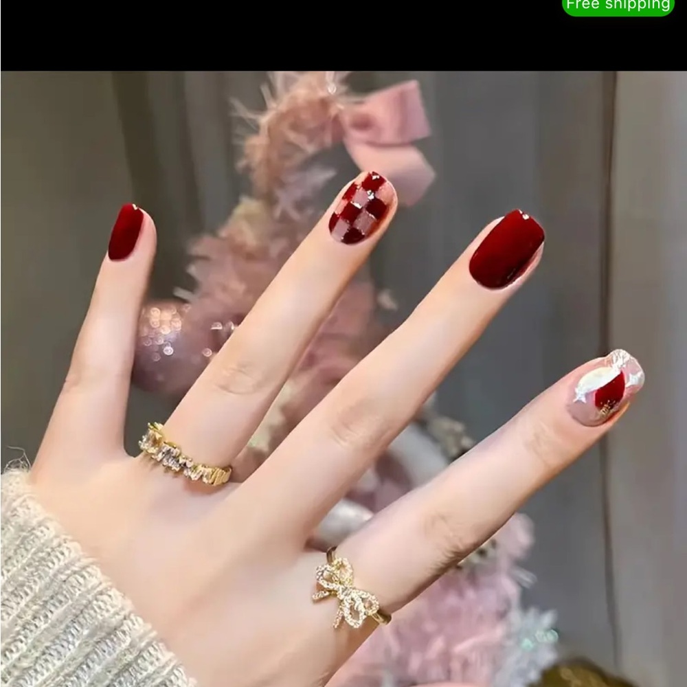 24Piece Short Oval Press On Nails